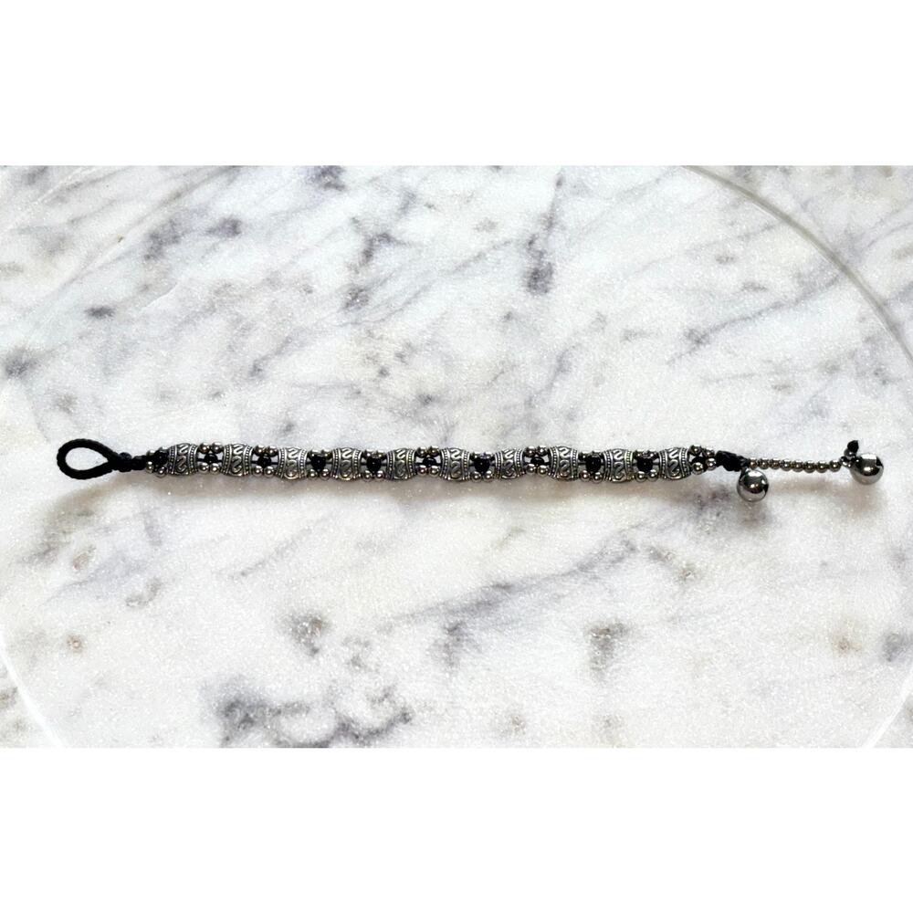 Vintage Silver Bracelet with Black Beaded Accents - Picture 9 of 9